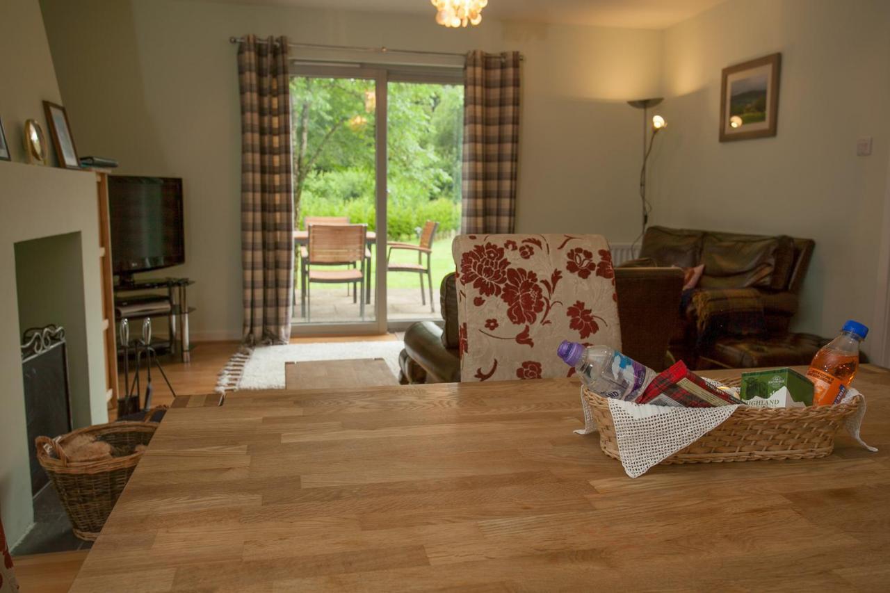 Loch Ness Abbey Cottages Fort Augustus Exteriör bild