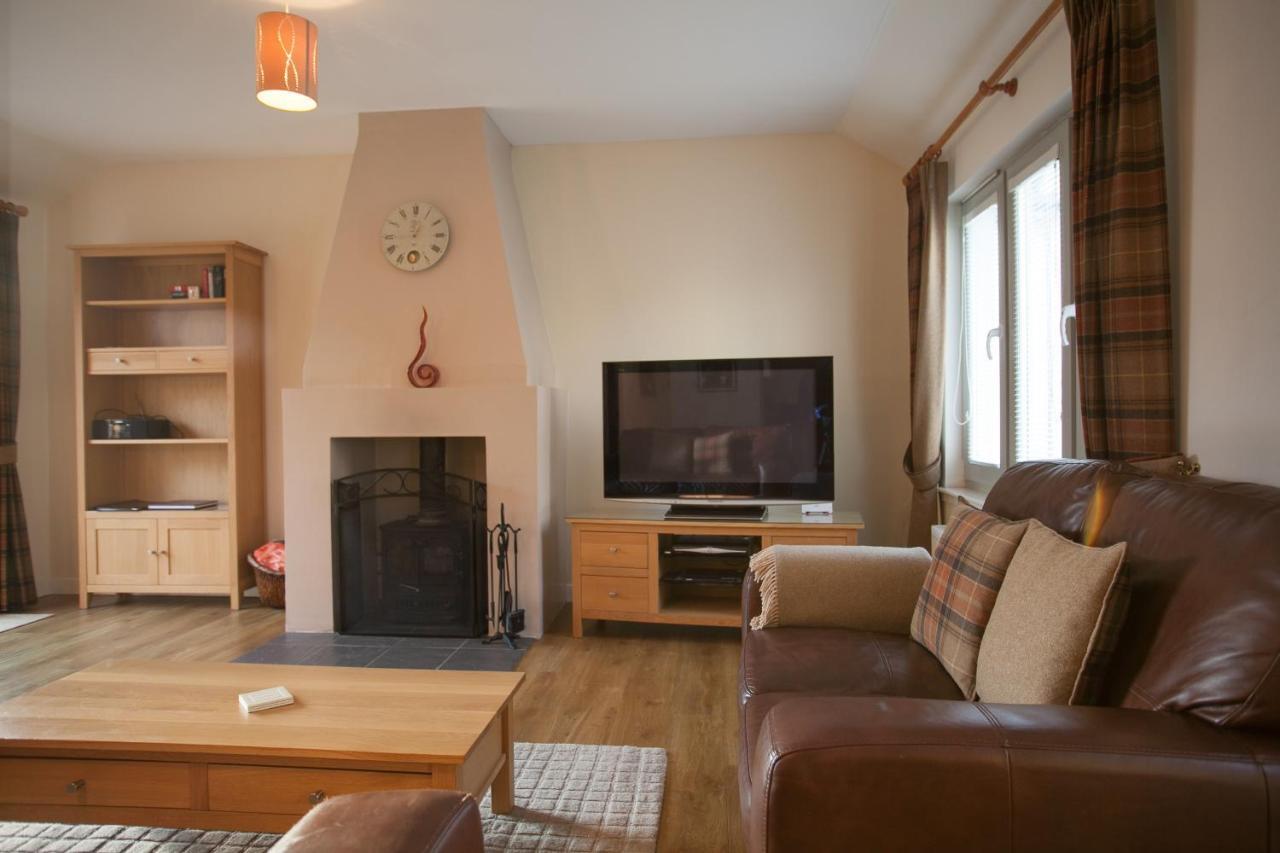 Loch Ness Abbey Cottages Fort Augustus Exteriör bild